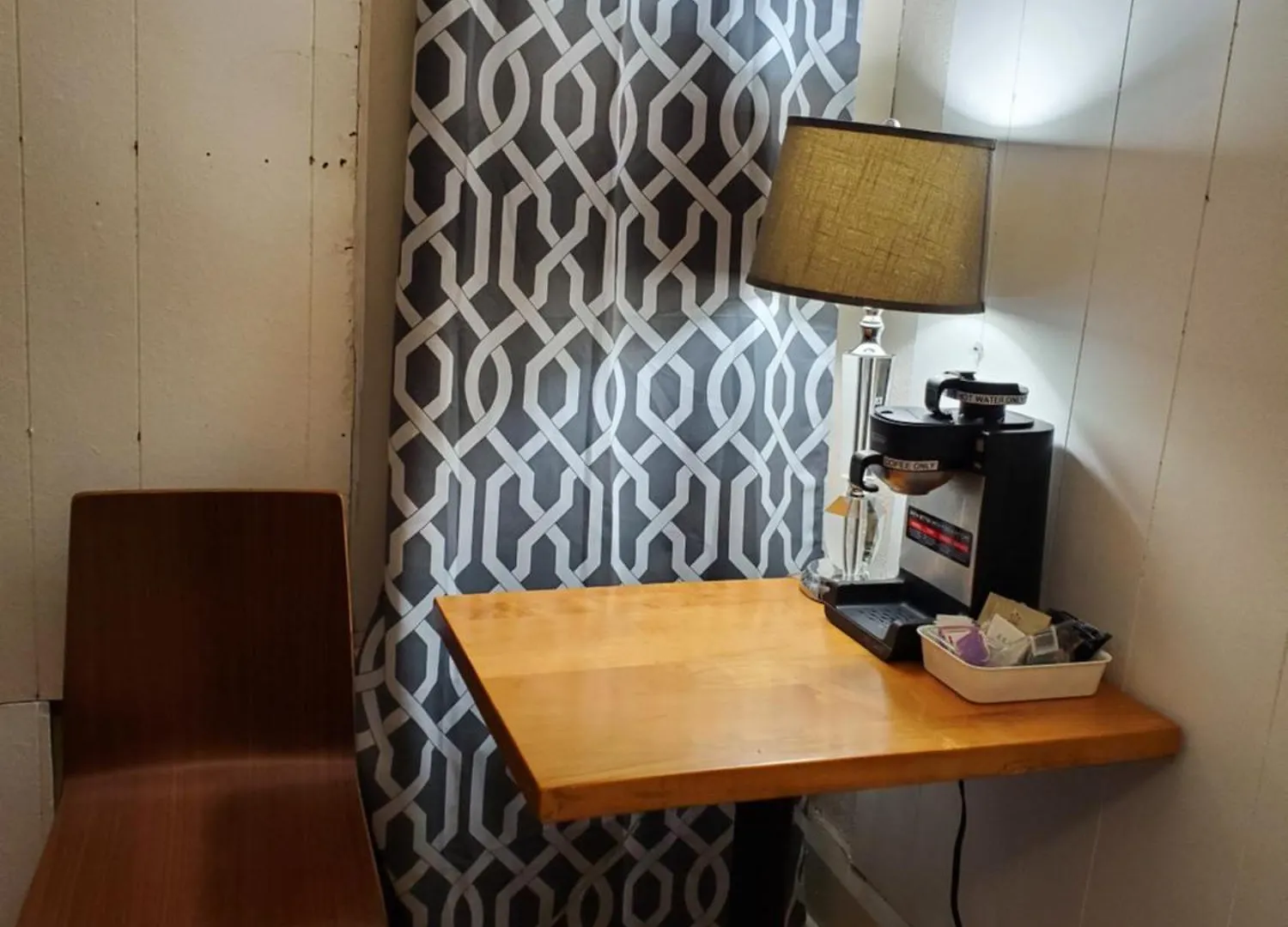 Toronto Little Italy Guest House