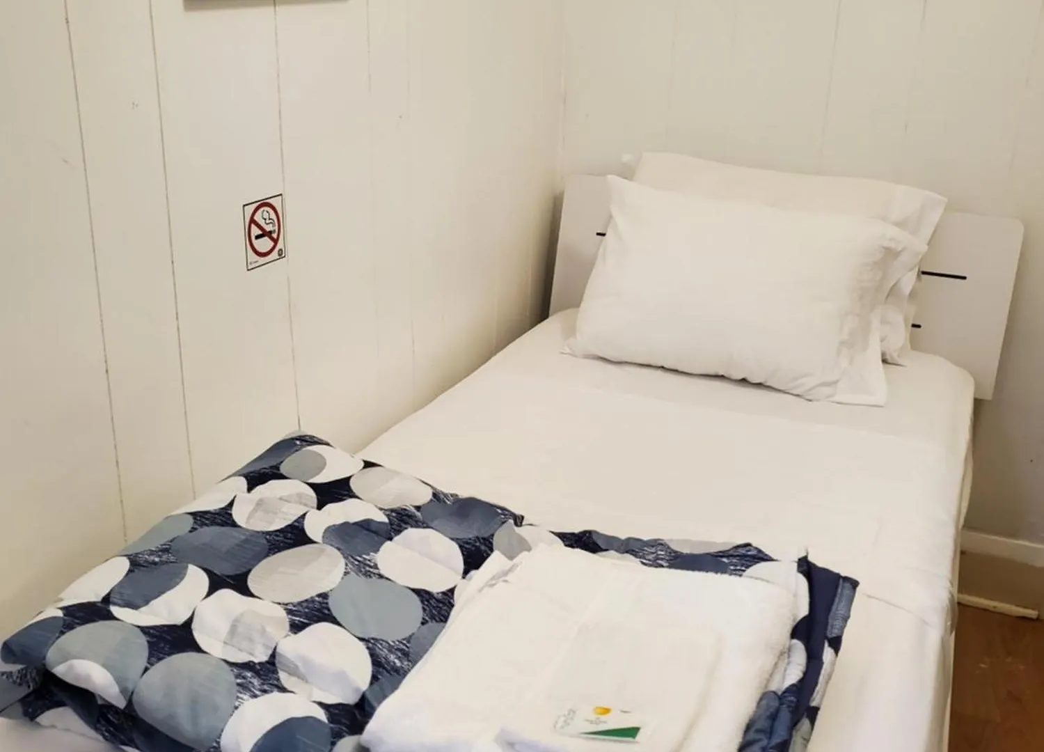 Toronto Little Italy Guest House