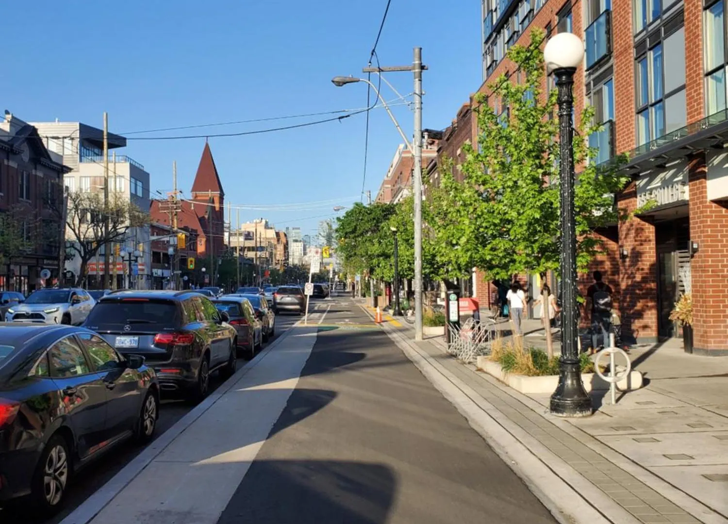 Toronto Little Italy Guest House